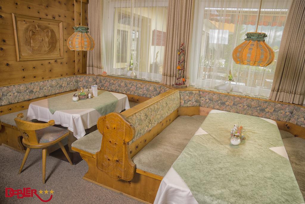 Ferienhotel Dobler Weissenbach am Lech Exteriér fotografie
